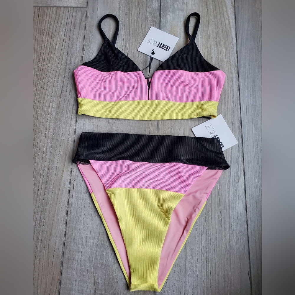 Beach riot bikini set - Picture 3 of 5